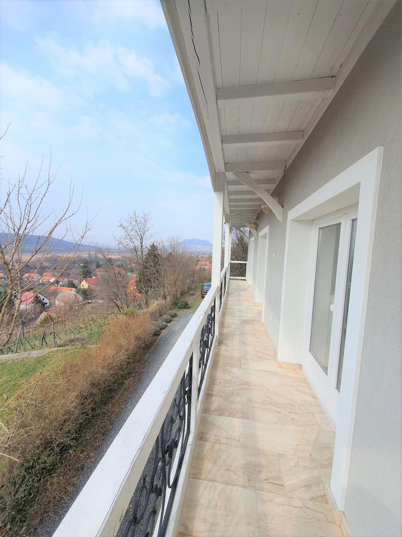 Villa Izabella Badacsonytördemic Esterno foto